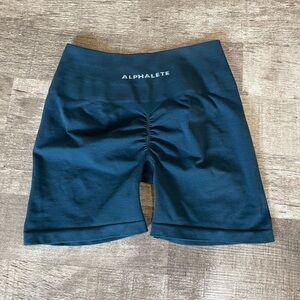 Alphalete amplify 4.5” size medium in midnight